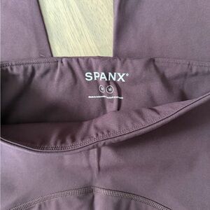Spanx Booty Boost Leggings Brown